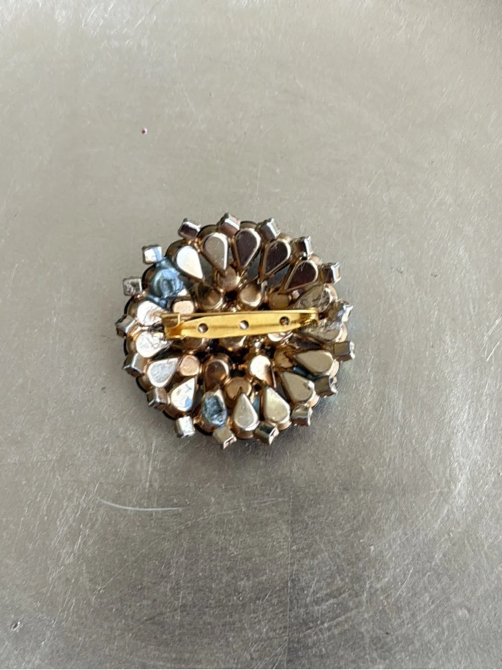 Vintage Juliana D&E Topaz Brown Crystal Cluster Brooch Pin Iridescent